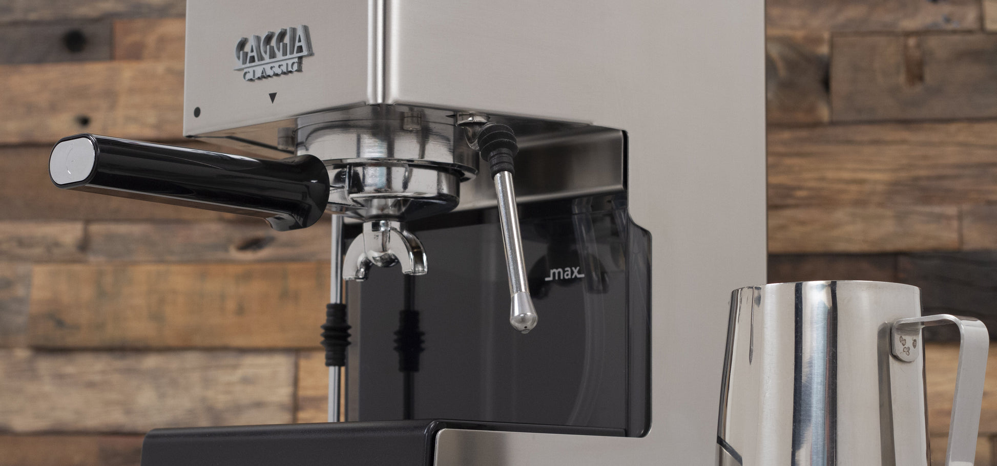 Gaggia Classic Pro Espresso Machine in Lobster Red