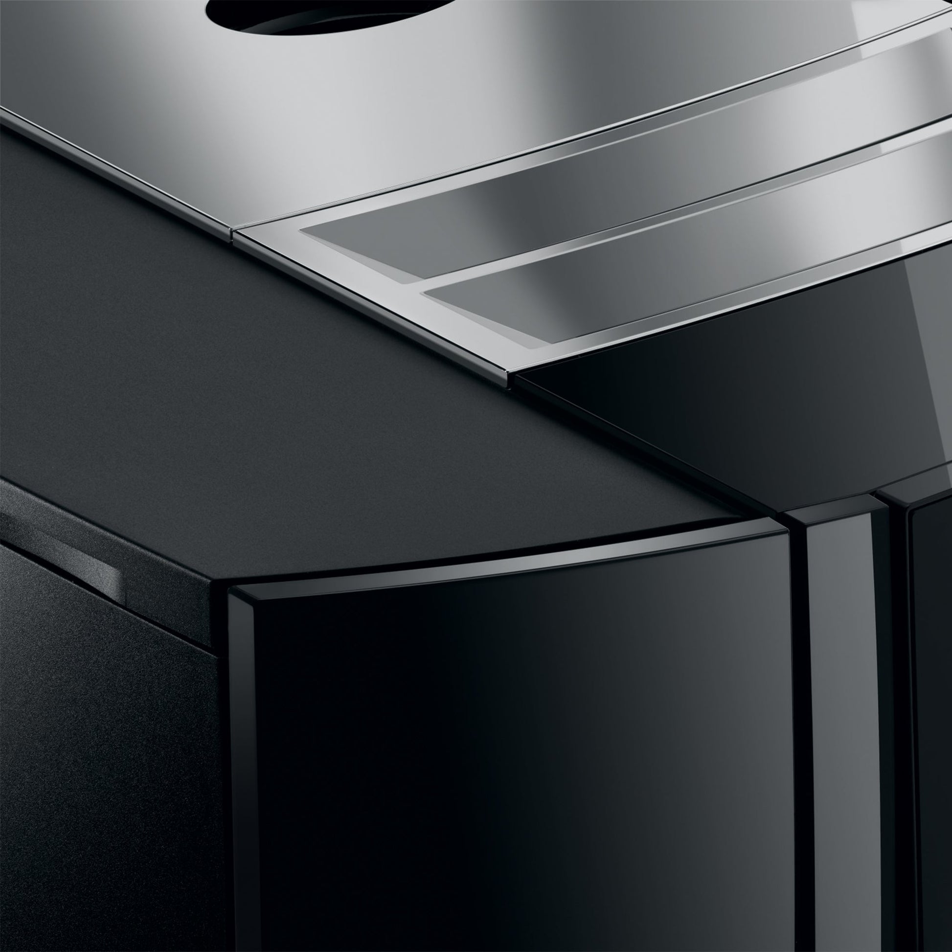 JURA J8 Super-Automatic Espresso Machine