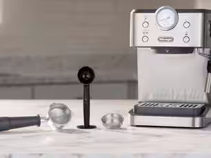 DeLonghi Linea Classic Espresso Machine